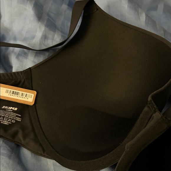 SKIMS FITS Everybody Push-up Demi Bra NWT - Picture 6 of 8